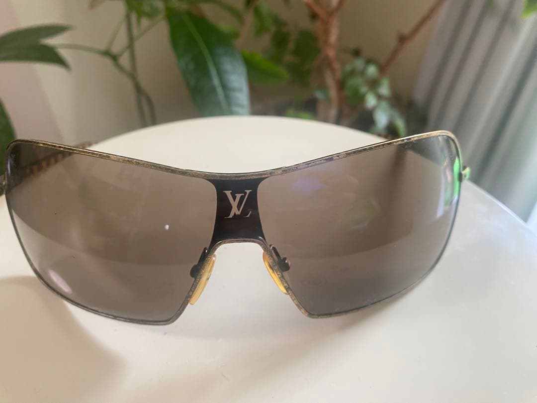 LOUIS VUITTON サングラス ケース付き