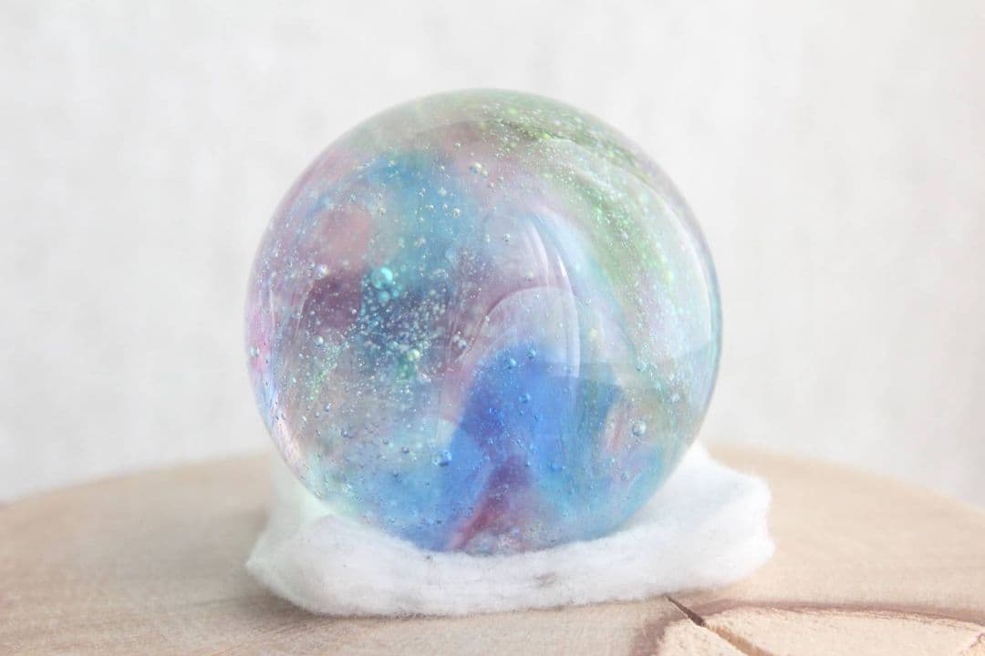 シエラネバダ産アンダラクリスタル　スフィア　マルチカラー　ブルー系