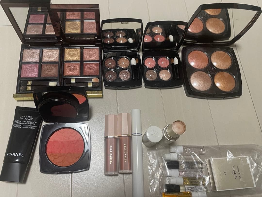 コスメまとめ売り11点　フレグランスサンプル8点