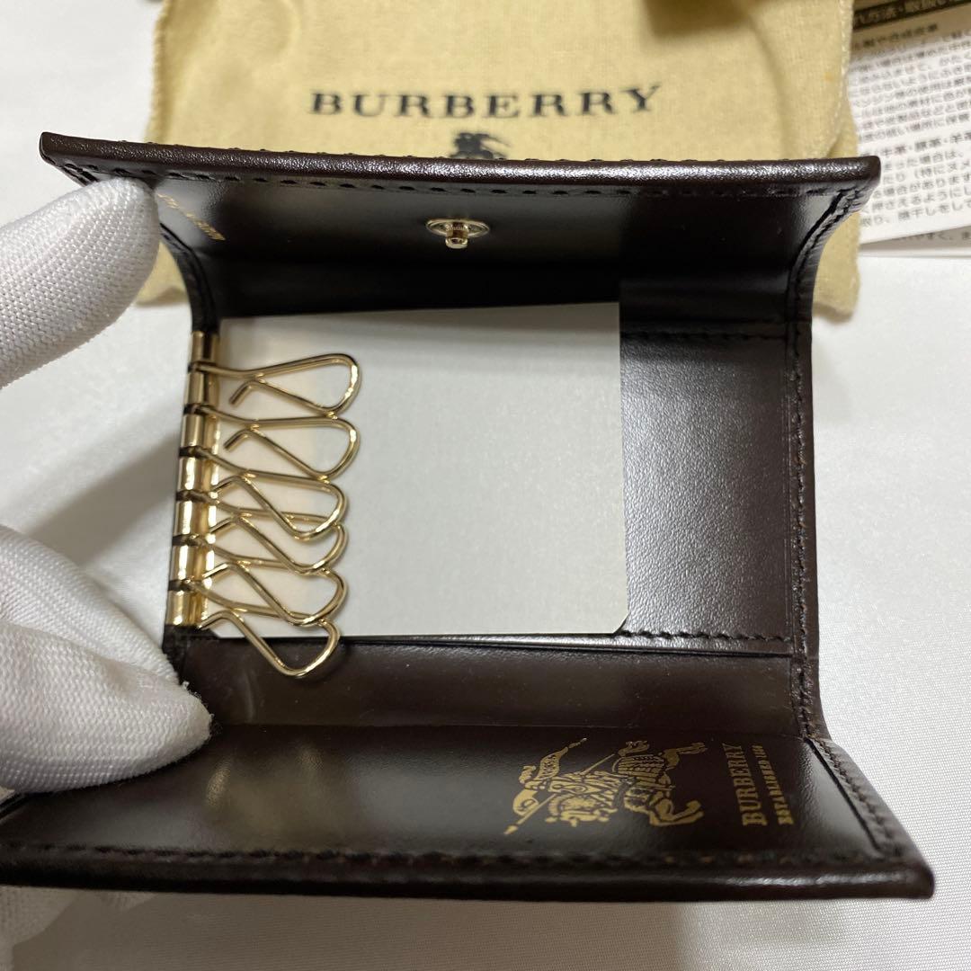 未使用　バーバリー　BURBERRY　6連キーケース　PVCレザー　チェック柄