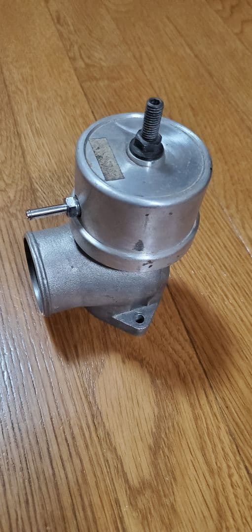 値下げ　トラスト　レーシングブローオフバルブ