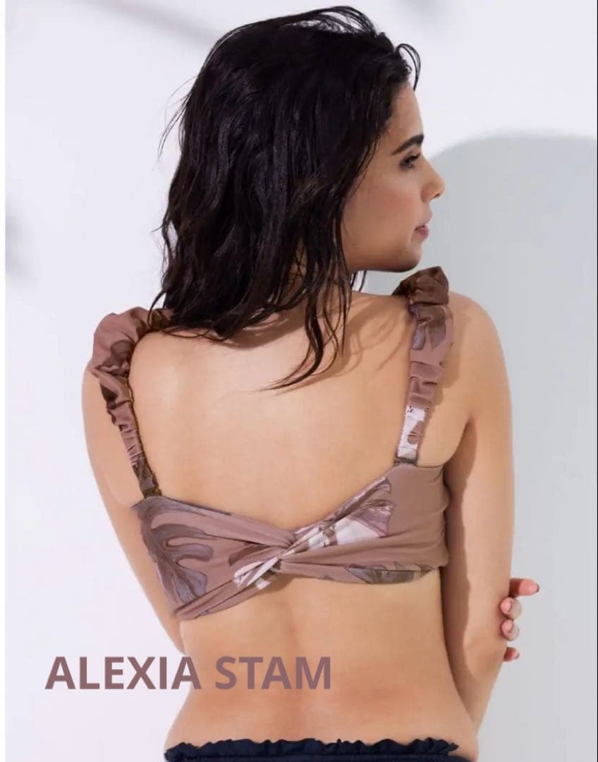 【❣️大人気 完売品❣️】alexiastam 水着 ビキニ バンドゥ トップス