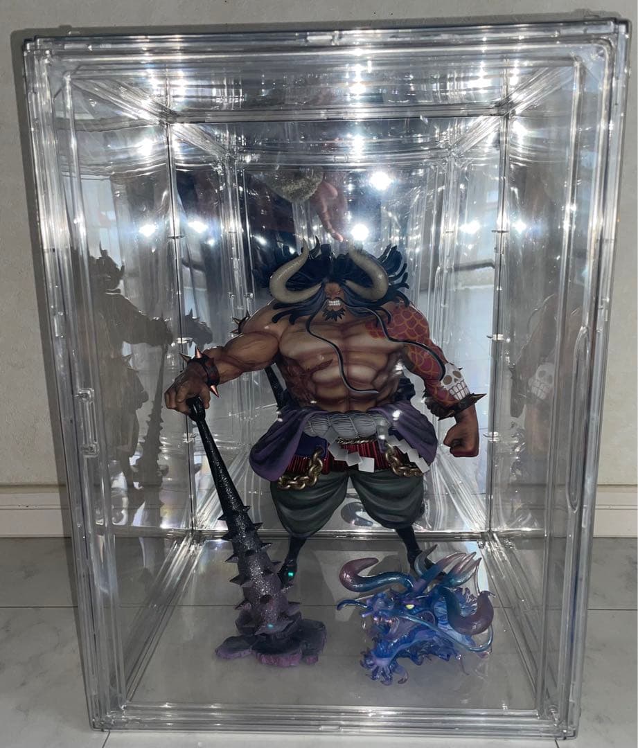 フィギュアケース　大型　4個