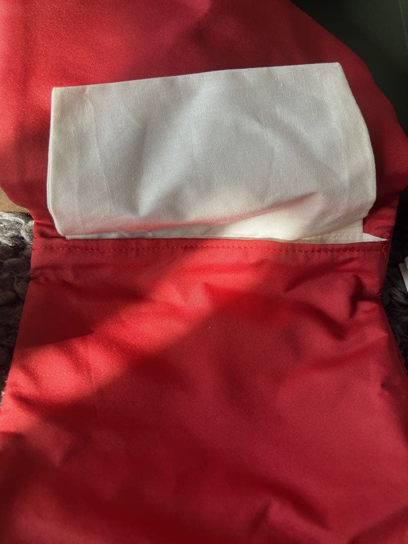 【新品】GUCCI リップケース　ネックレス　ブラック　オシャレ　GG レザー