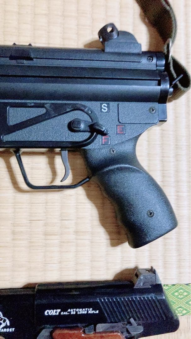 COLT CAL.22 H&K MP5 モデルガン