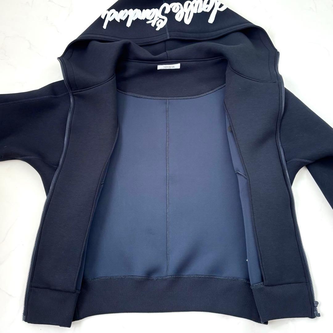 ダブルスタンダードクロージングESSENTIALダンボールロゴジップフーディー