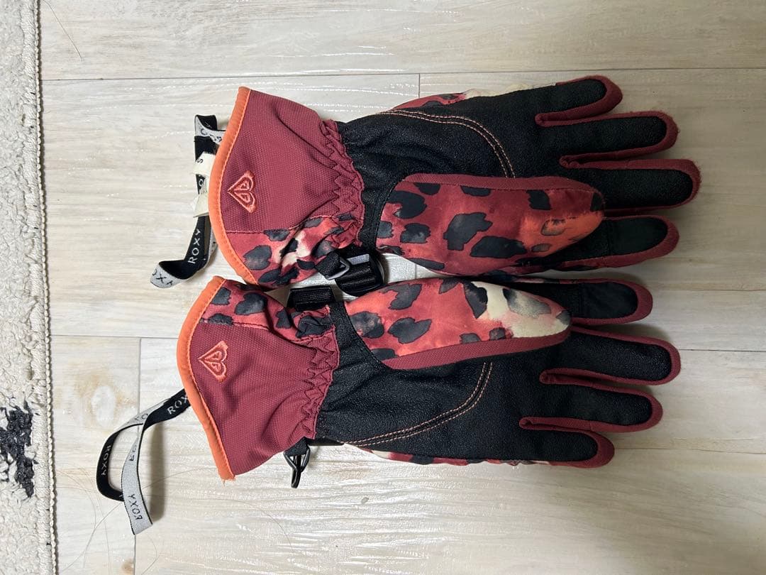 【即スノーボード】Roxy ロキシー スキースノーボードウェア 上下　手袋セット