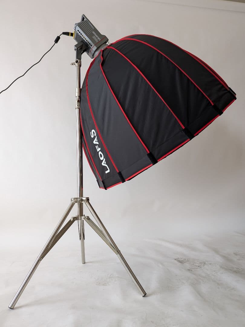 Aputure Amaran 200X +90cm LOFASライティングセット