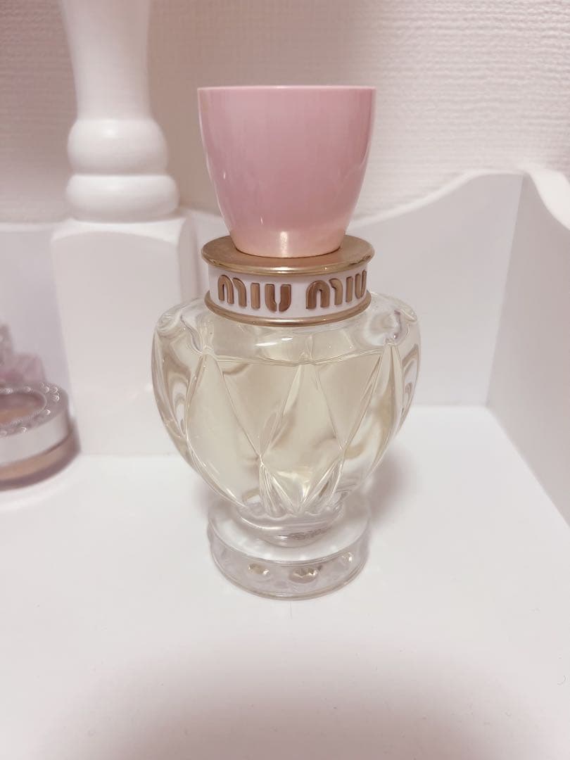 miumiu香水　50ml