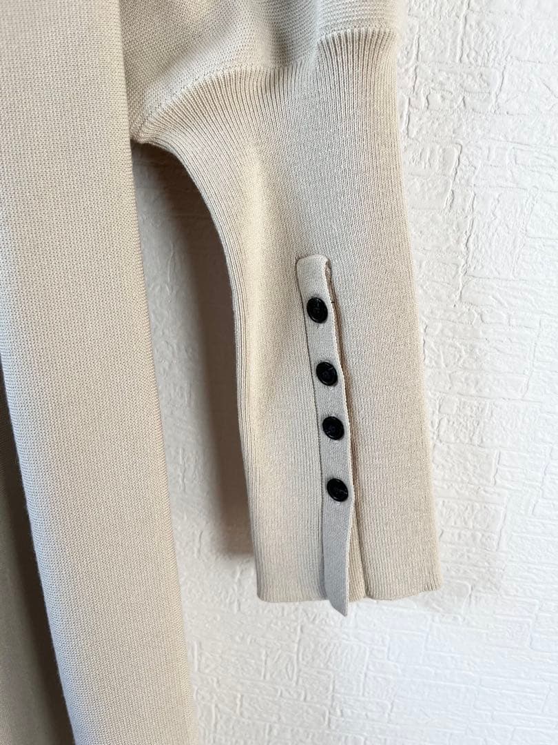 ◎新品タグ付◎エメルリファインズ◎クルーネック ミニ フレア ワンピース