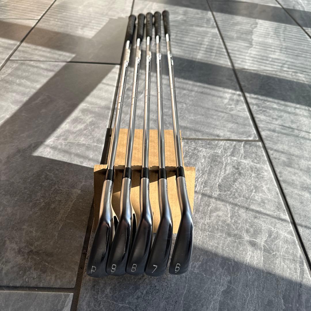 ミズノJPX923 HOTLPROアイアン 6〜P DG105 S200