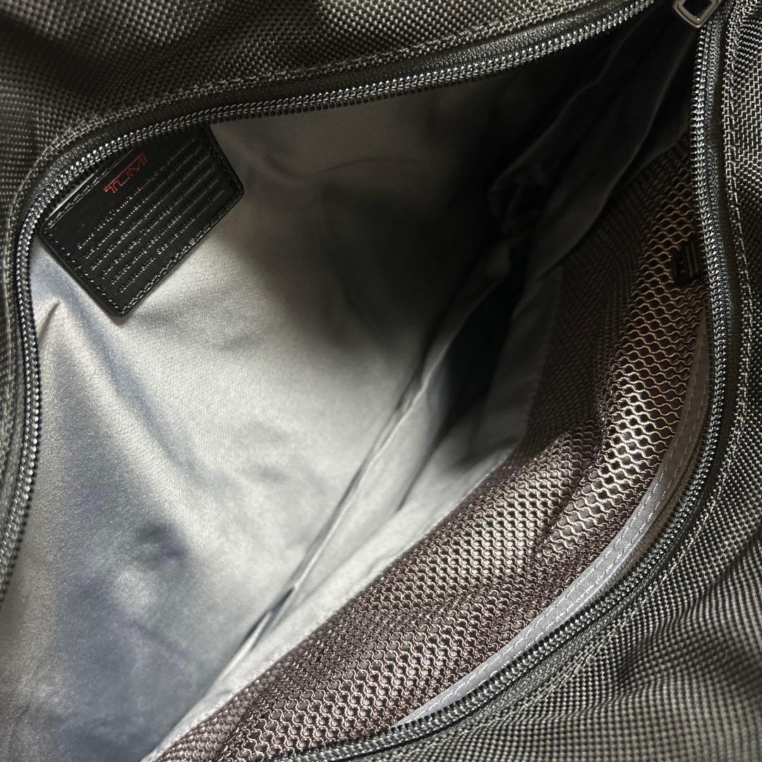 TUMI JALビジネスバッグ　ブリーフケース　トートバッグA4 PC シンプル