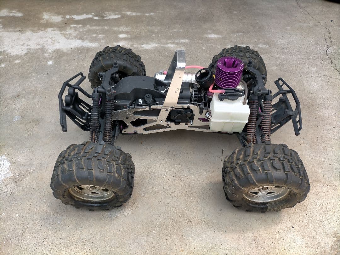 ★送料無料★HPIサベージ　ジャンク　オフロードエンジンラジコンカー