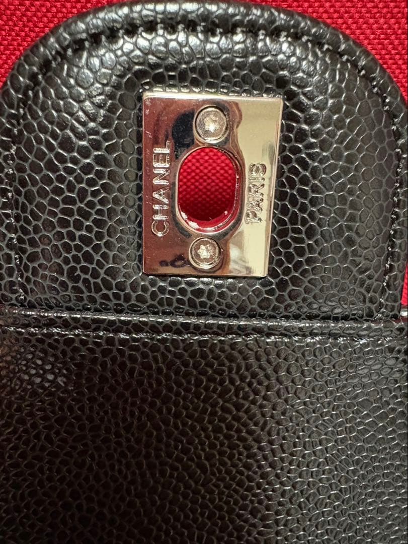 人気!!CHANELシルバーキャビアスキンバッグノベルティ