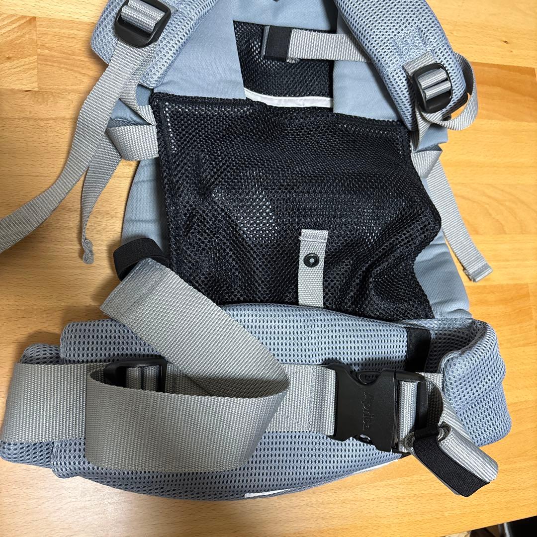 【極美品】アップリカ 抱っこ紐 ラクリス Laclis グレー
