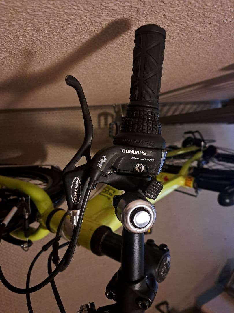 【直接受渡し可】ルイガノ LOUIS GARNEAU 22㌅ キッズ 自転車