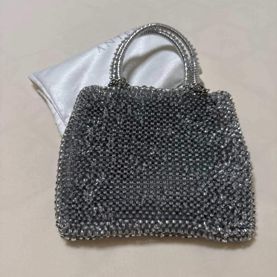 アンテプリマ　シルバーメタル パーティーバッグ