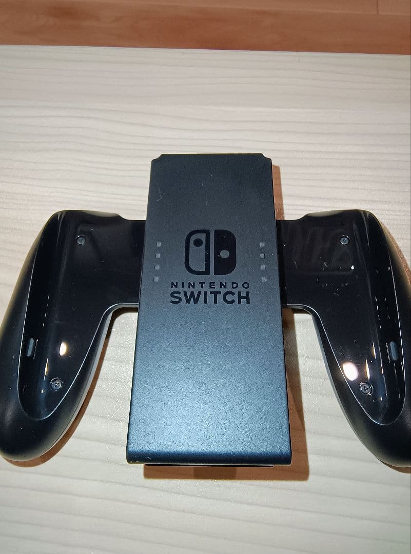 Nintendo Switch 本体 ジョイコンなし　ニンテンドースイッチ