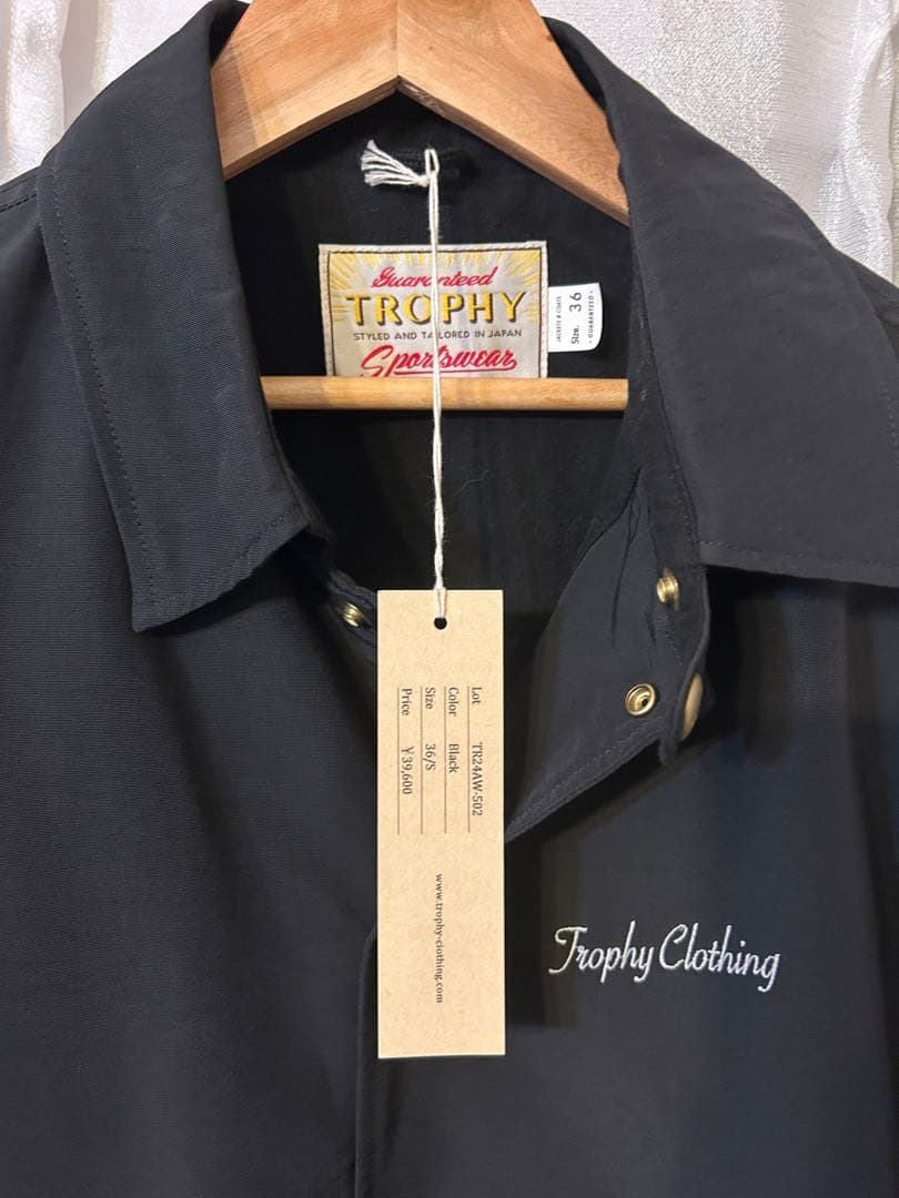 ヤ*ト様 【新品タグ付き】Wing Logo Warm Up Jacket