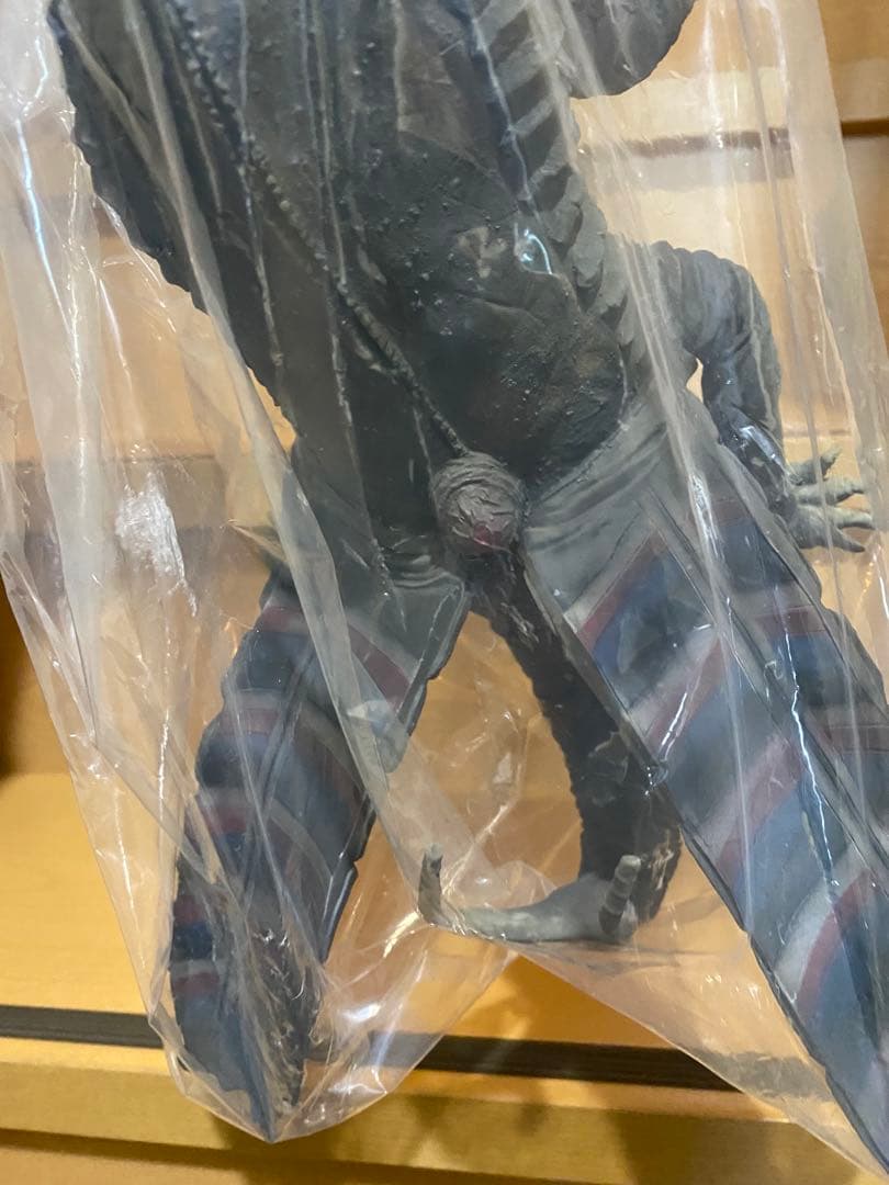 毒ガス怪獣ケムラー 500個限定 ccp ウルトラマン フィギュア