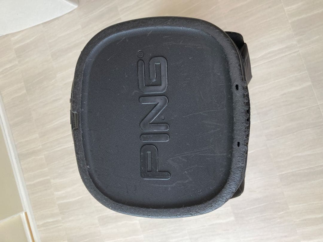 PING 4Series スタンド式ゴルフバッグ(中古品)