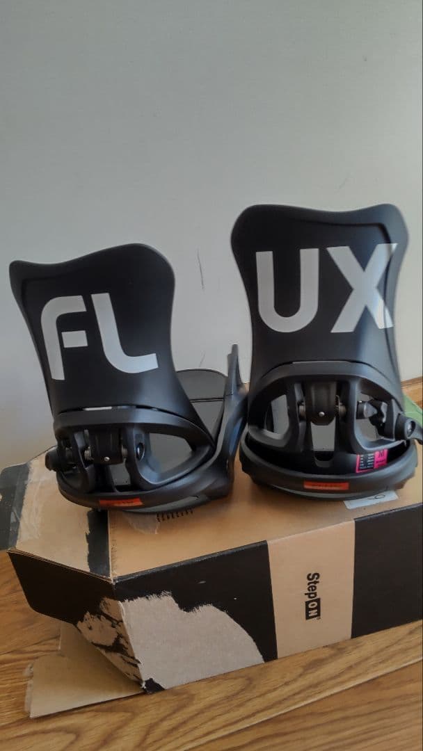 S*o様 STEP ON 新品 未使用 フラックス 黒 Mサイズ ステップオン