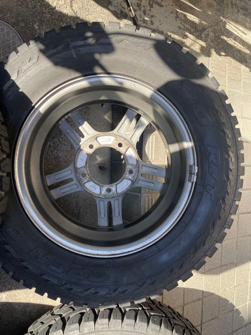 ジムニーjb23純正ホイールタイヤ付き