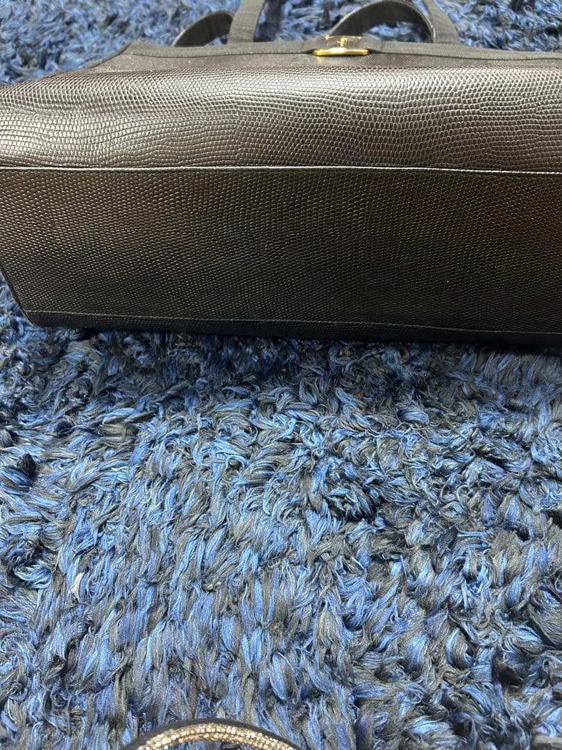 フェラガモ ブラック　バッグ