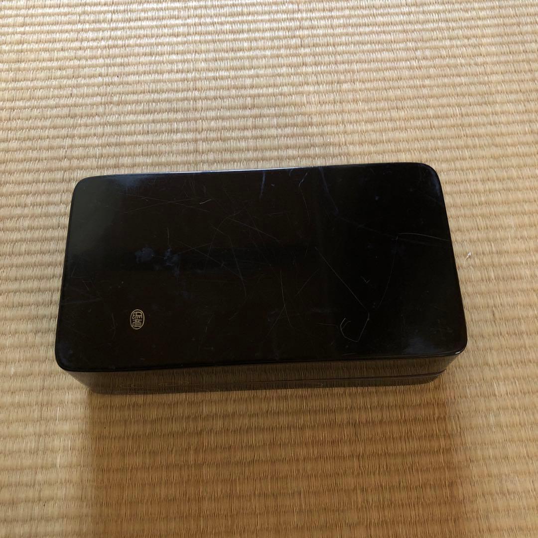 漆器 鯉と松のデザイン