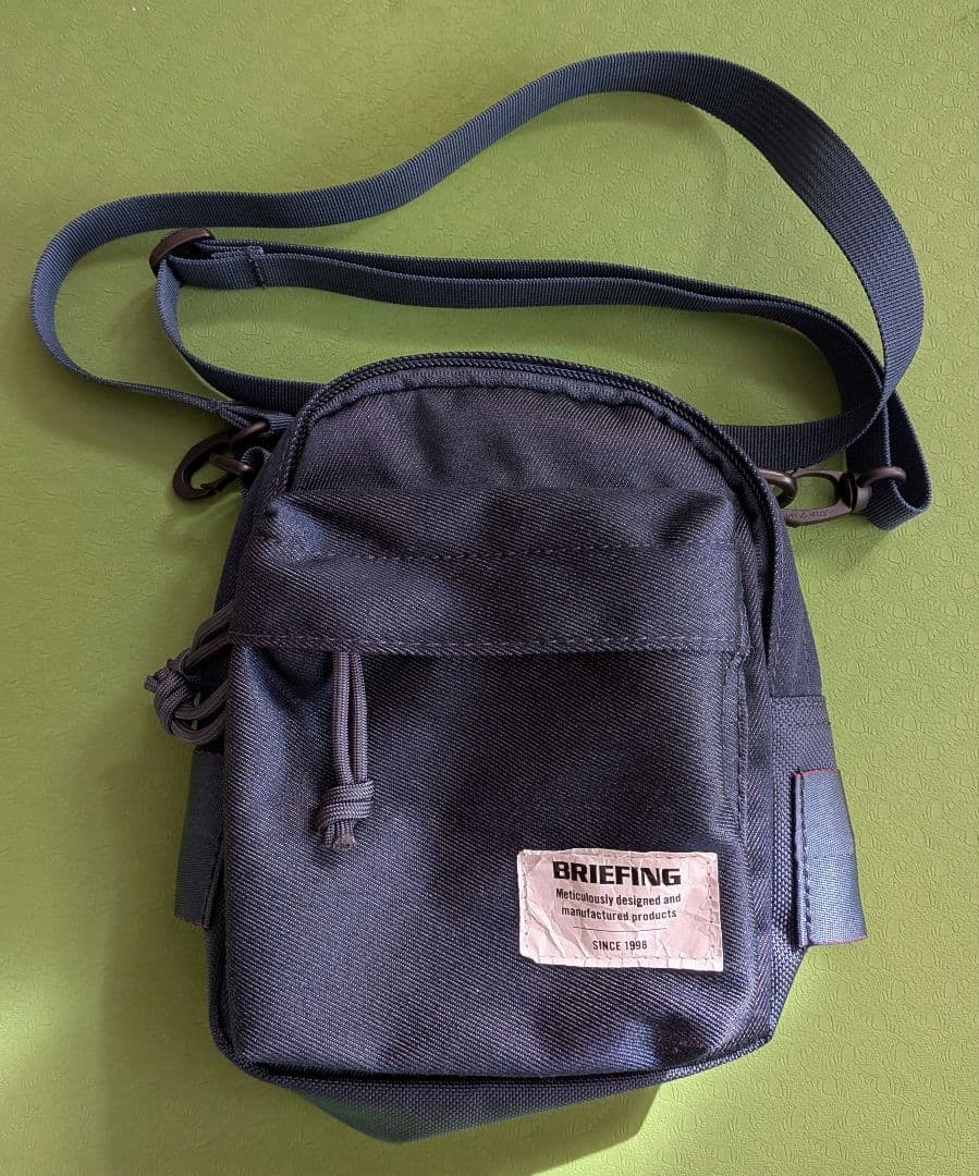 バッグ BRIEFING