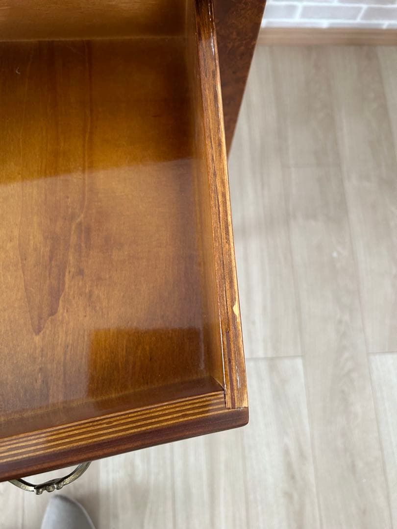 装飾的インレイの木製チェスト　W75.5xD39.5xH63.5cm