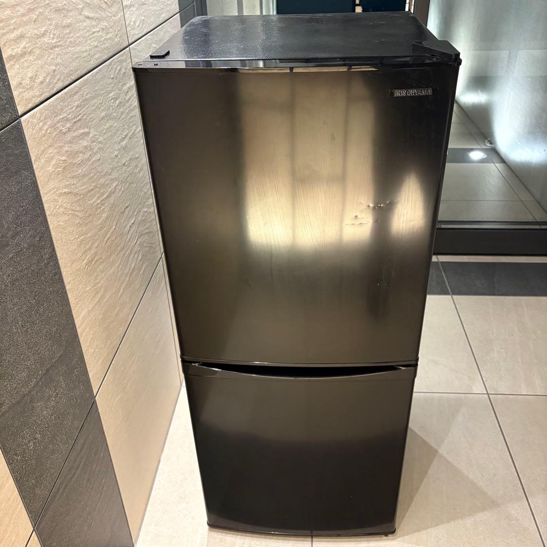 【東京23区送料無料‼️】アイリスオーヤマ冷蔵庫142L✨2021年製✨人気の黒♠️
