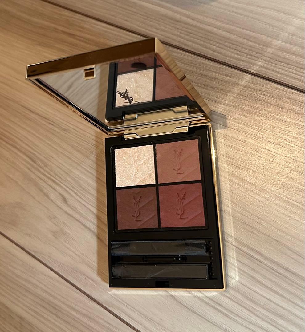 YSL イヴ・サンローラン　クチュールミニクラッチ　200