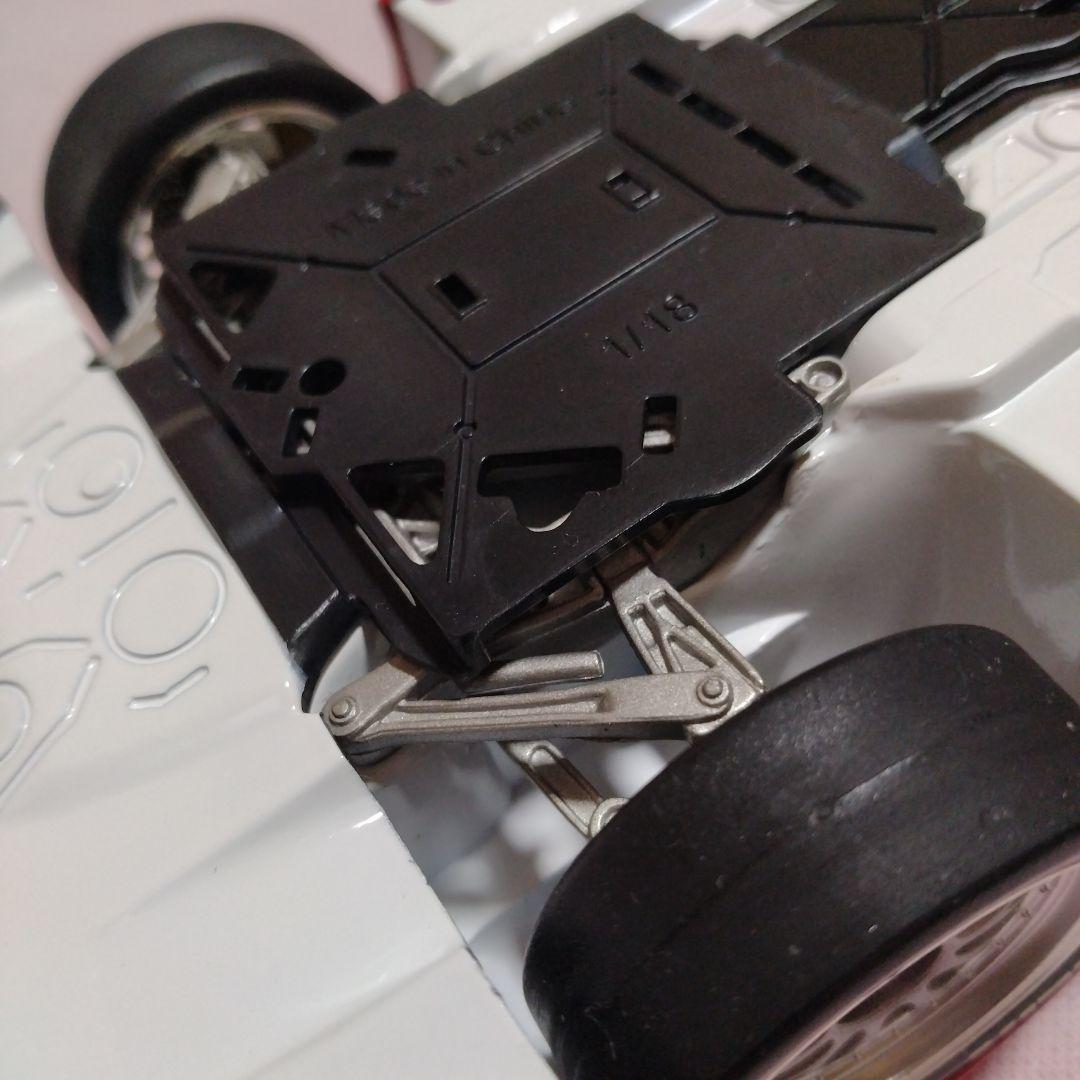 MINICHAMPS ポルシェ 911 GT3 RSR-2004 1/18