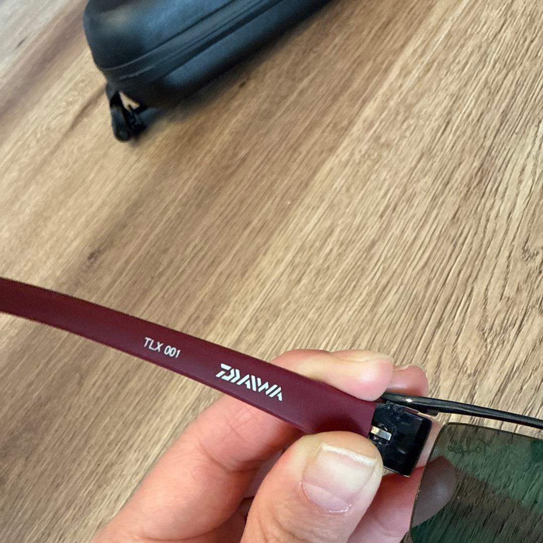 偏光サングラス ダイワ TLX001 DAIWA