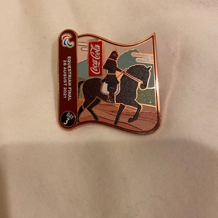 パラリンピック2020 コカコーラピンバッチ