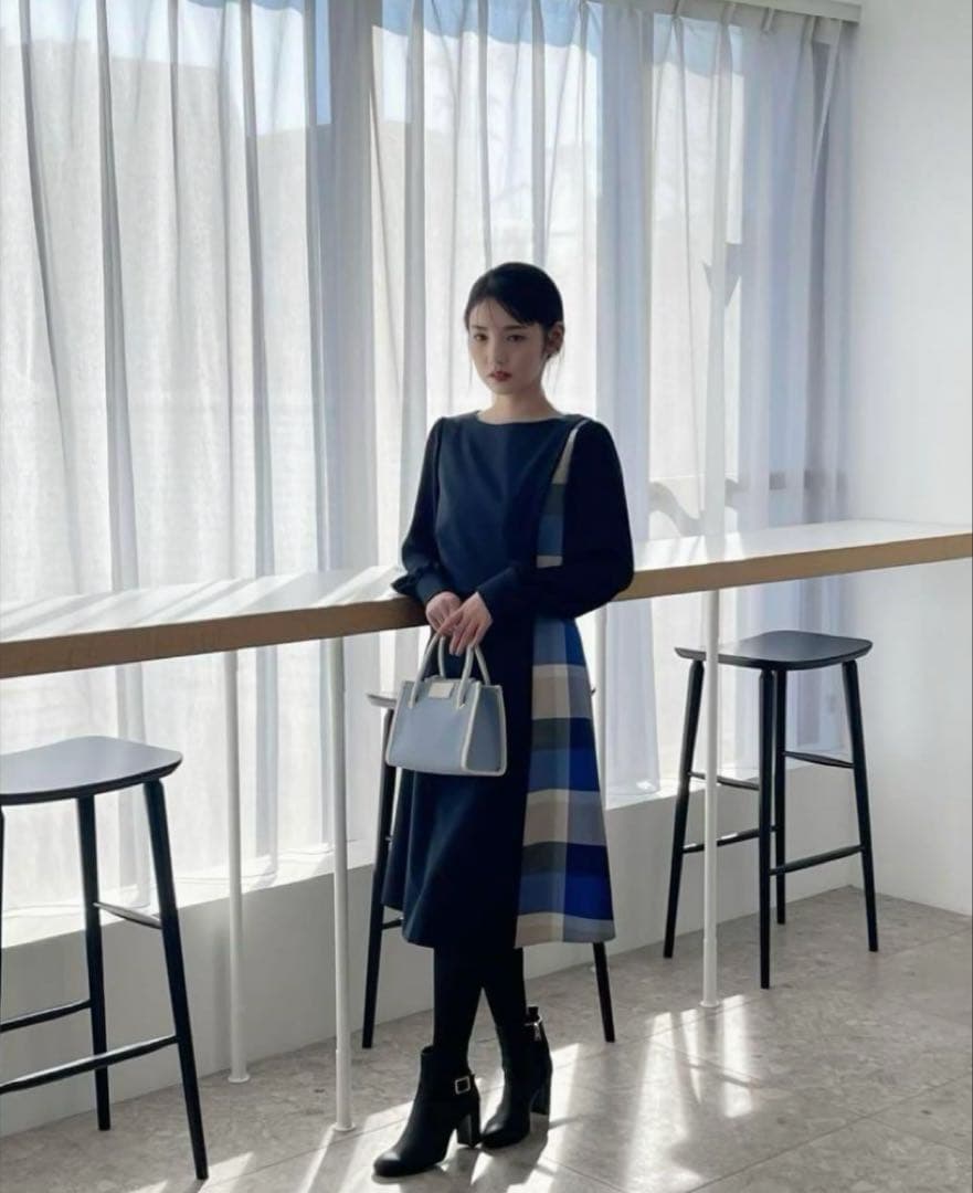 ブルーレーベルクレストブリッジ ワンピース 36サイズ