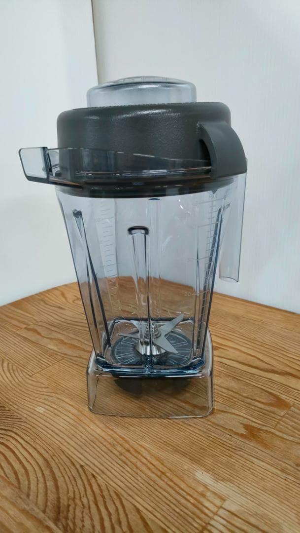 【新品・未使用】Vitamix E310 レッド　保証書あり　1627