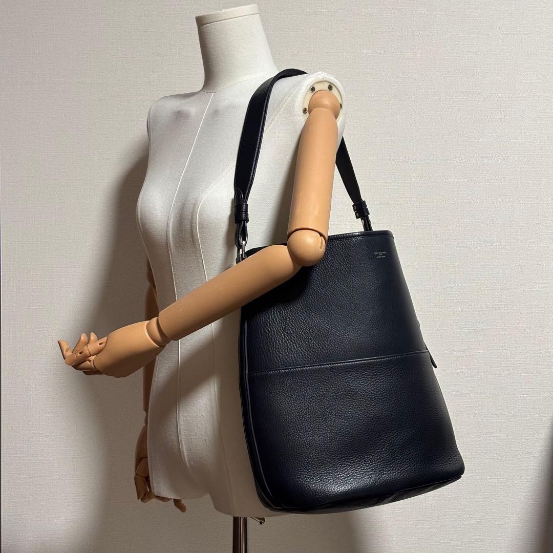 PELLE MORBIDA ペッレモルビダ　ショルダーバッグ　エディターズバッグ