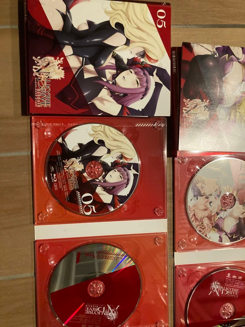 ヴァルキリードライブマーメイド　全6巻収容BOX付　ブルーレイセット
