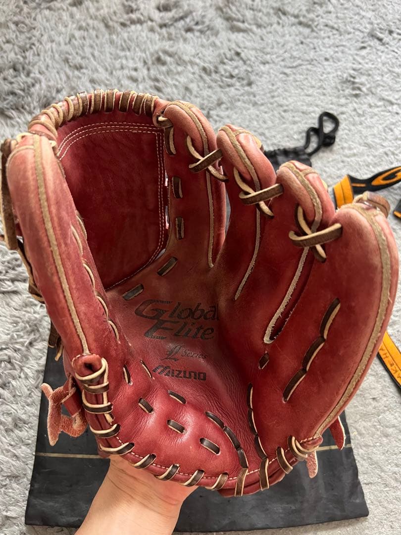 値下げ不可　ミズノ　グローバルエリート　軟式用　投手用グローブ 野球 グラブ