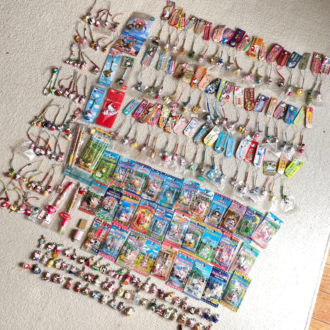 ハローキティ ご当地キティ ストラップ 根付 チャーム　ペン　200個