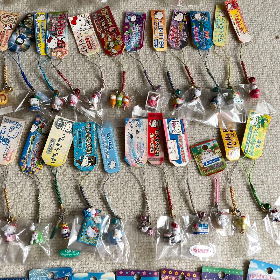 ハローキティ ご当地キティ ストラップ 根付 チャーム　ペン　200個