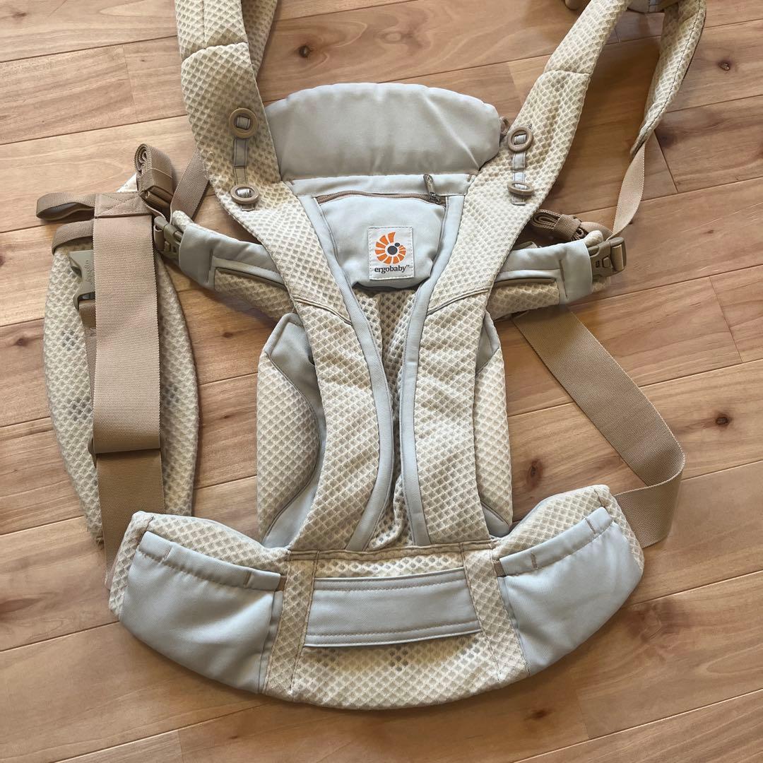 ergobaby 抱っこ紐 サンドベージュ