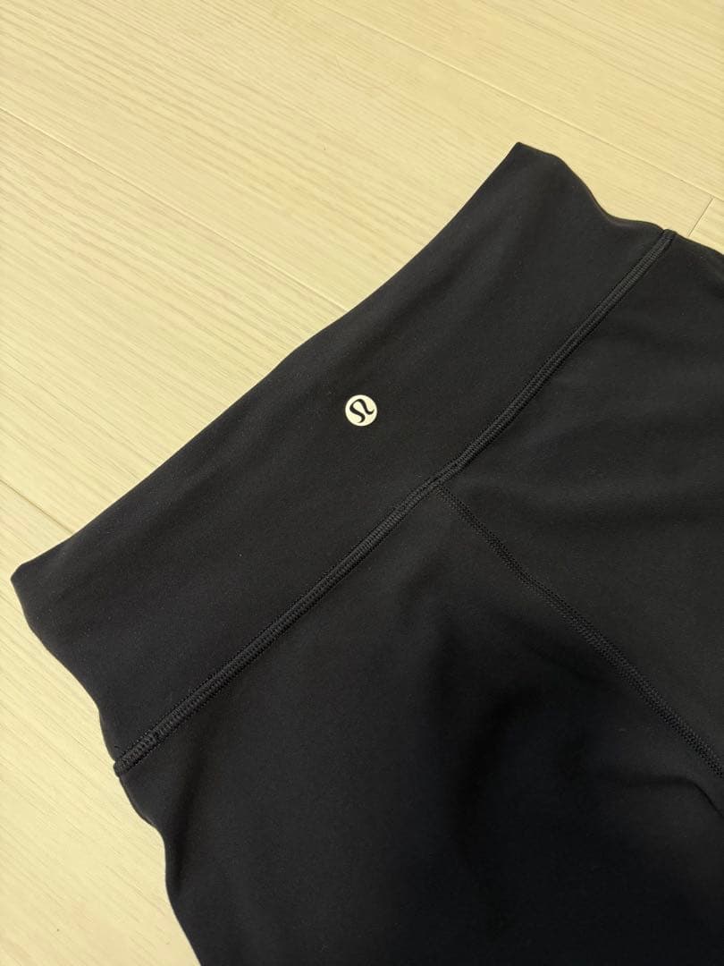 ルルレモン　パンツ　美品