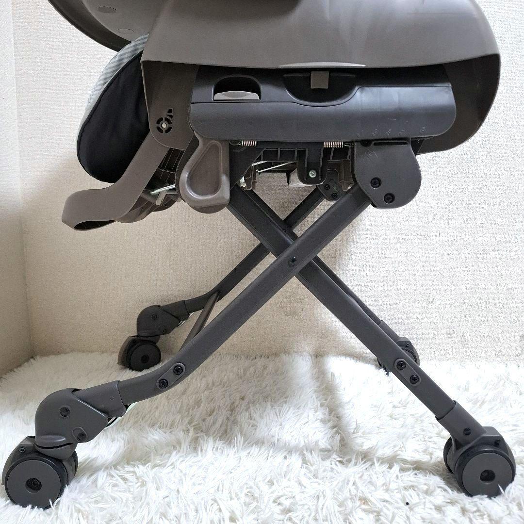 【未使用級美品】コンビ ネムリラ 4キャス 手動 ハイローチェア