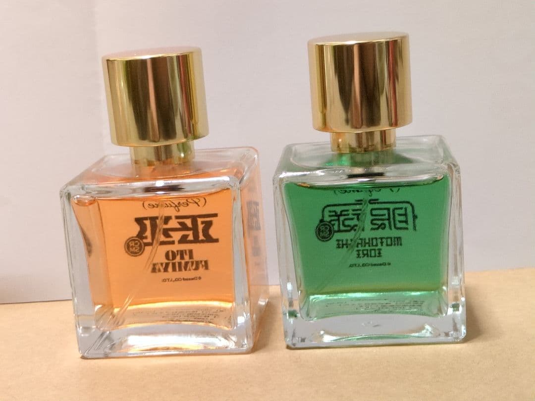 カリスマ 香水 伊藤ふみや 本橋依央利 2個セット　グッズ オードトワレ