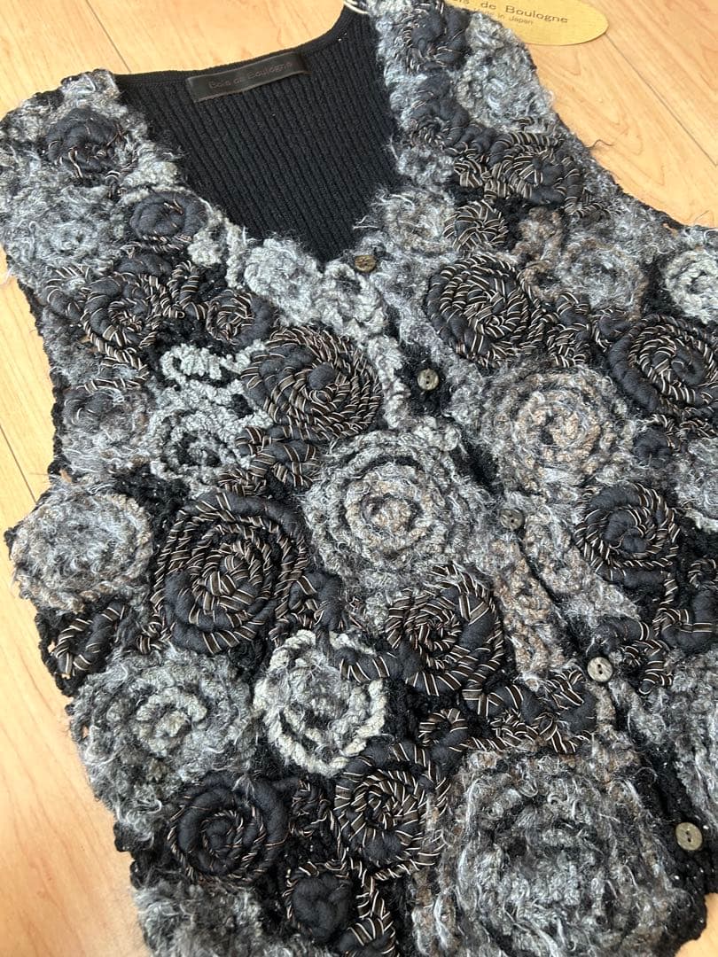 新品タグ付き BoisdeBoulogne ベスト 佐藤繊維 エムアンドキョウコ