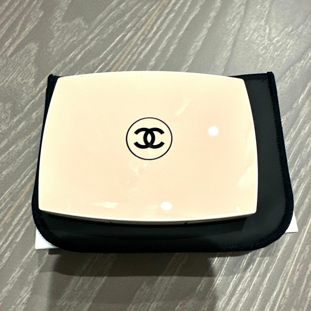 〈新品・未使用〉CHANEL LE BLANC パウダーファンデーション B10