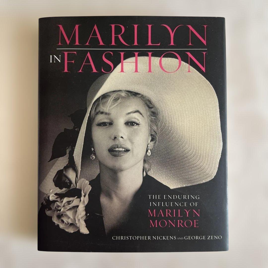 Marilyn in fashion マリリンモンロー写真集